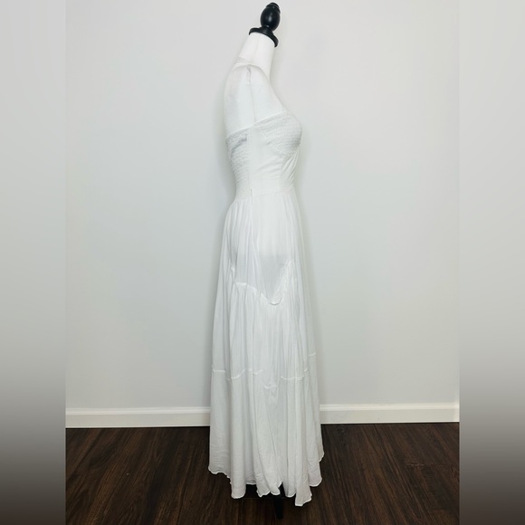 S/W/F Halter Dress - Picture 3 of 9